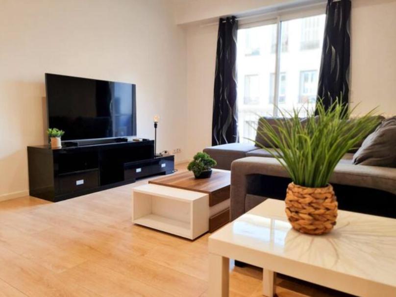 Avec Balcon Et Parking Prive Appartement *